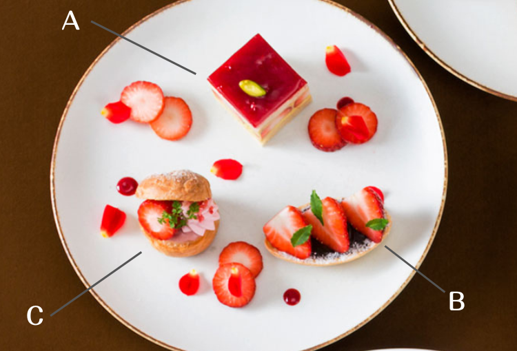 202403_afternoonteaset_strawberry1st_750x510.png