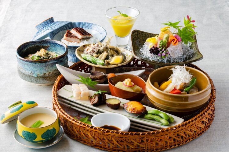 季節御膳_7-8月_引き.jpg