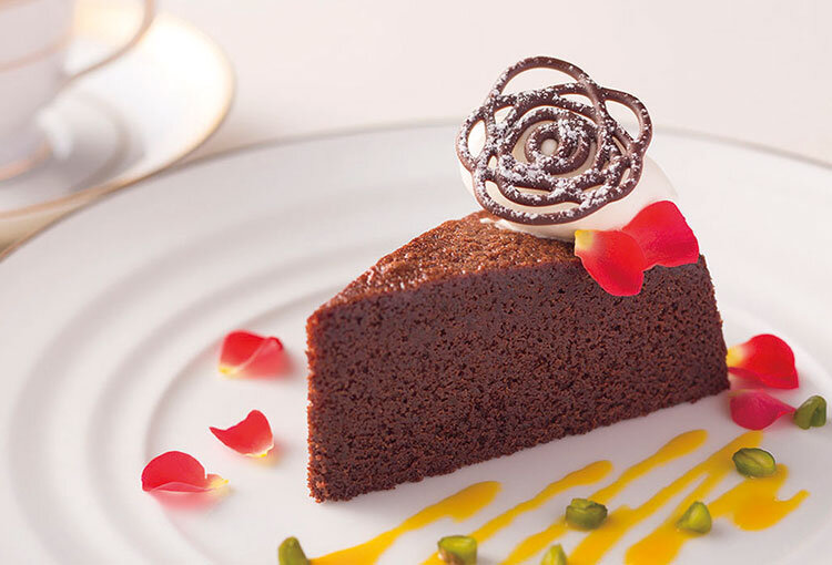 202307_cakes_750x510.jpg